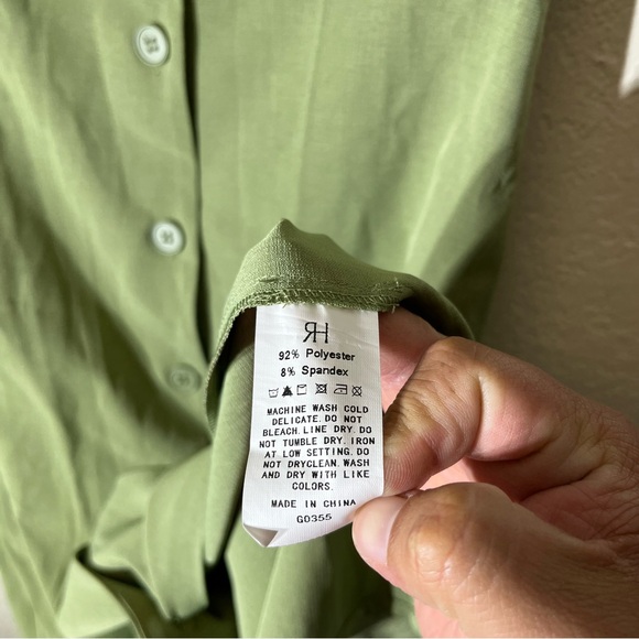 RIHOAS Green V-Neck Button Down Collared Midi Dress Sz S NWT - Picture 4 of 6